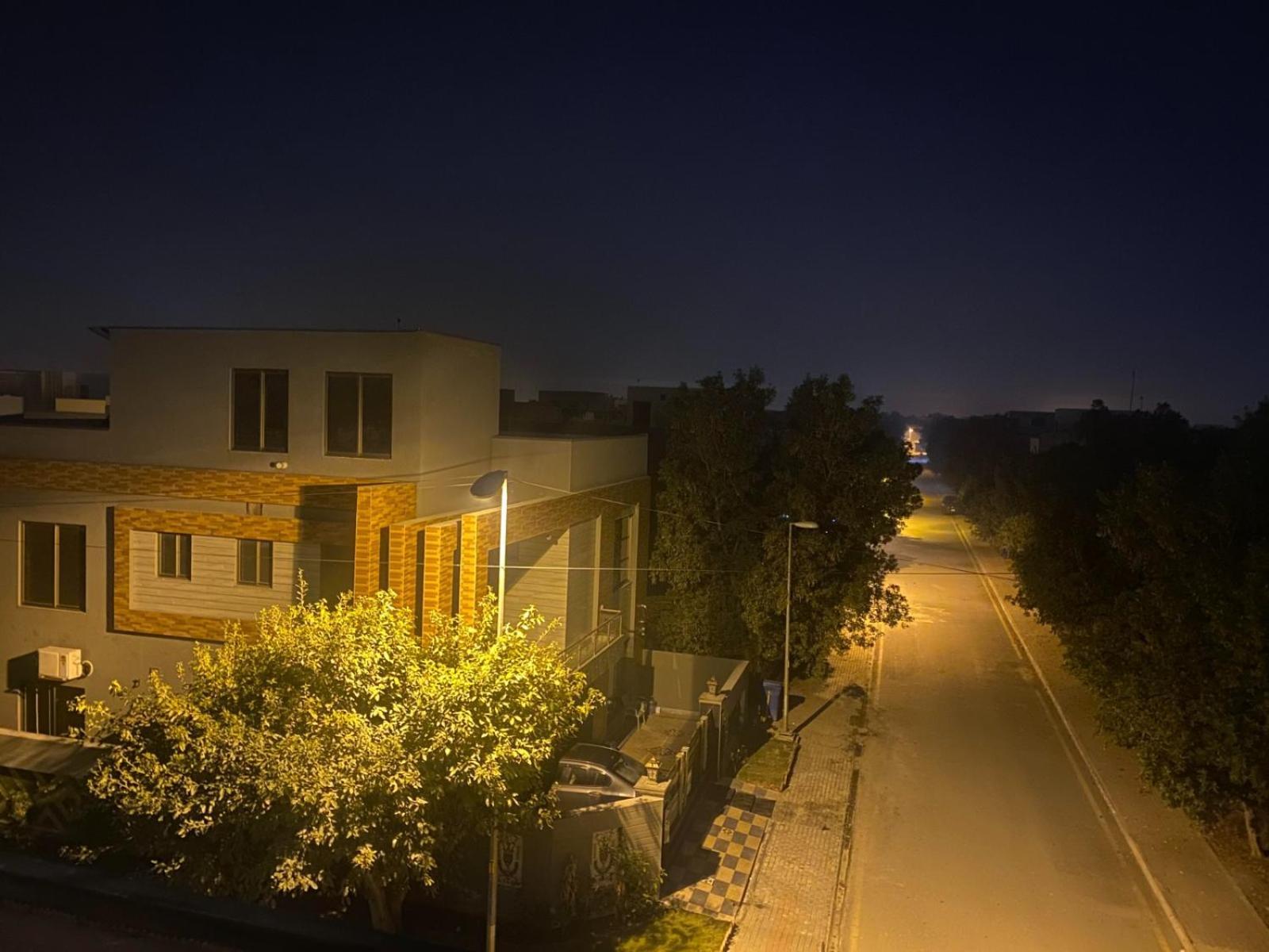 Luxe Suites Bahria Town Lahore Exterior photo